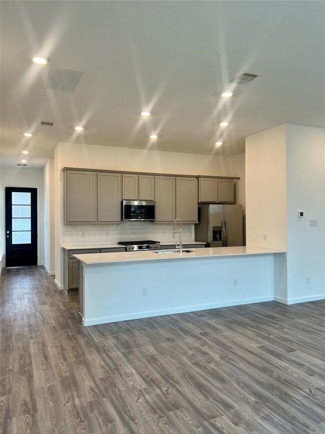 property at 2202 Via Isa Ln