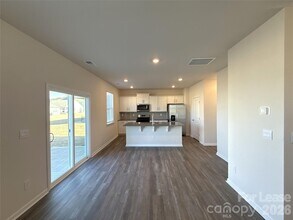 7640 Bainbridge Rd in Sherrills Ford, NC - Building Photo - Building Photo