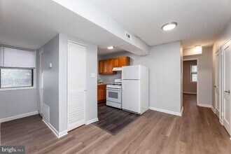 2100 Channing St NE in Washington, DC - Building Photo - Building Photo