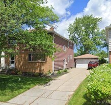 154 Joseph Dr in Tonawanda, NY - Building Photo