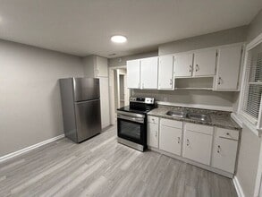 3031 Linwood Ave, Unit 15-3023 in Louisville, KY - Building Photo - Building Photo