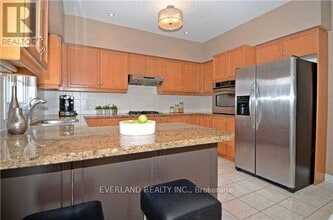 1bdr119 Alamo Heights Dr in Richmond Hill, ON - Building Photo - Building Photo