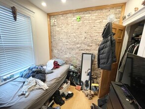 24 S Huntington Ave, Unit 2 in Boston, MA - Building Photo - Building Photo