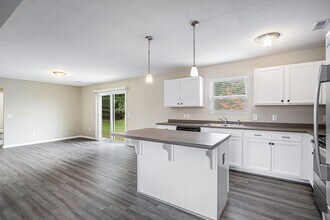 59564 Ravenna Dr in Mattawan, MI - Building Photo - Building Photo