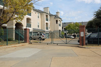 LaCrosse Apartments and Carriage Homes photo'