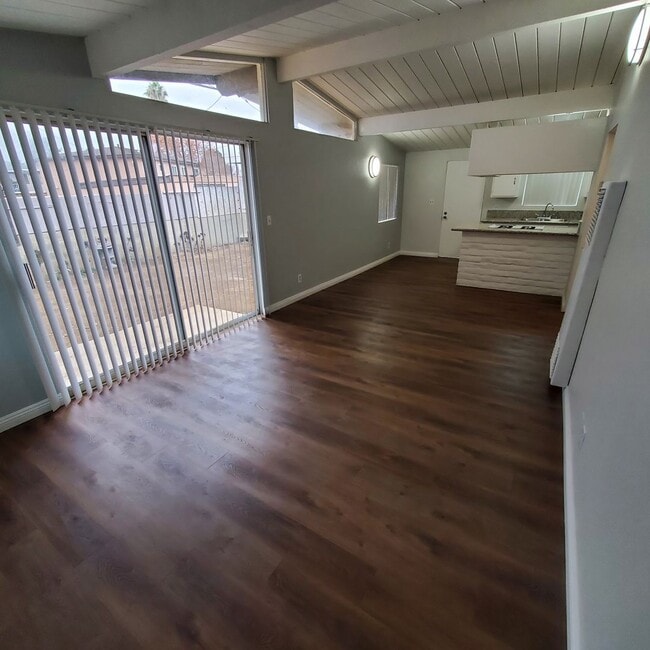 807-807 N Grandview Ave in Covina, CA - Building Photo - Building Photo