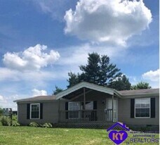 1298 Crume Rd in Vine Grove, KY - Building Photo