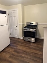 12 Weston Ct in Braintree, MA - Building Photo - Building Photo