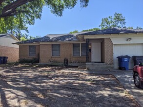 2934 Healey Dr, Unit 2934 Healey in Dallas, TX - Building Photo - Building Photo