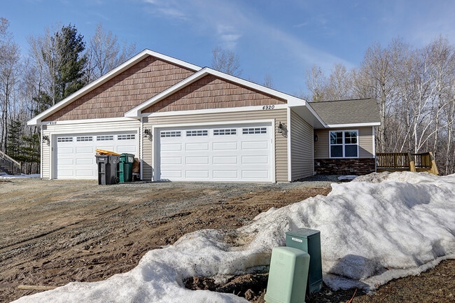 property at 4920 Annabelle Ct