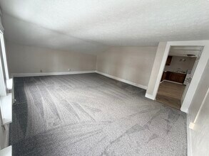 118 W Grove St in Mishawaka, IN - Building Photo - Building Photo