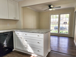 2485 Zachary Woods Dr NW in Marietta, GA - Building Photo - Building Photo