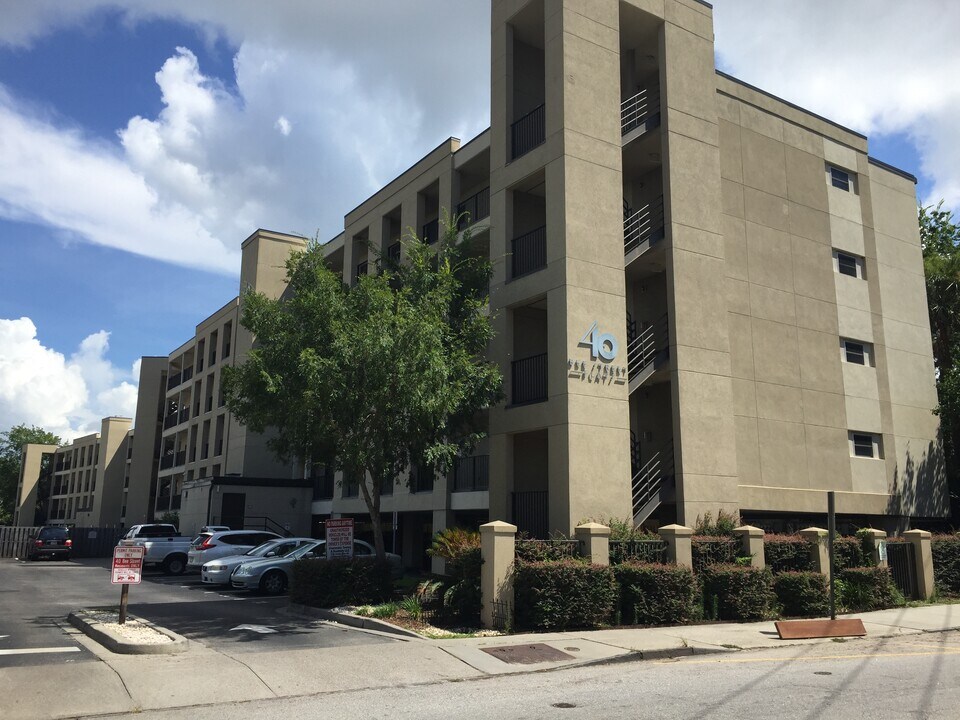 40 Bee St, Unit 116 in Charleston, SC - Building Photo