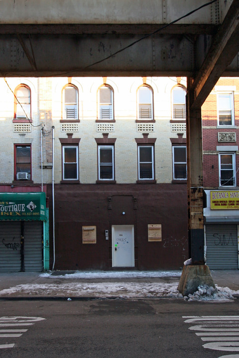 3225 Fulton St in Brooklyn, NY - Building Photo