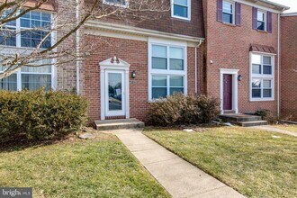 3570 Lowlen Ct in Ellicott City, MD - Building Photo - Building Photo