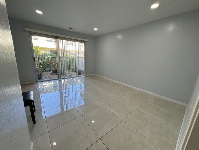 4428 Viejo Way in Union City, CA - Building Photo - Building Photo