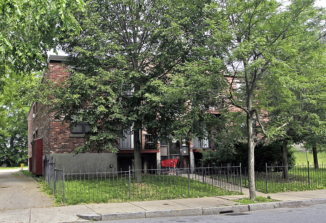 751 Washington St in Boston, MA - Foto de edificio