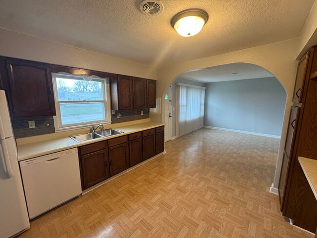 1007 Cooper Dr in Fort Dodge, IA - Building Photo - Building Photo