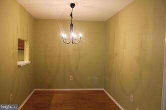 84 Cheverny Ct in Hamilton Township, NJ - Building Photo - Building Photo