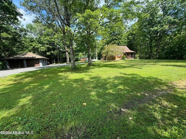 50 Hatchery Rd in Gansevoort, NY - Building Photo - Building Photo