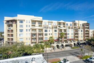 The Wellesley in Orlando, FL - Foto de edificio - Building Photo