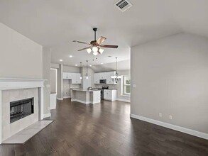 3924 Fox Run Dr in Fort Worth, TX - Building Photo - Building Photo
