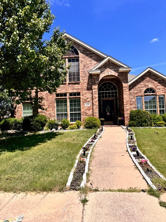 7318 Crane Dr in Sachse, TX - Building Photo - Building Photo