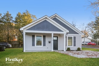 244 Glenn St NW in Concord, NC - Foto de edificio - Building Photo