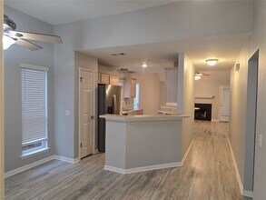 4911 Edenbourgh Ln in Austin, TX - Building Photo - Building Photo