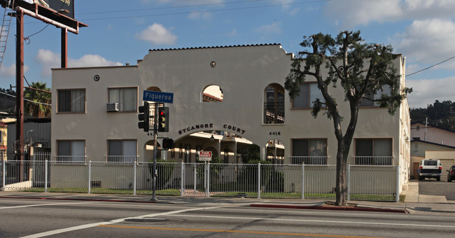 Sycamore Court in Los Angeles, CA - Building Photo - Building Photo