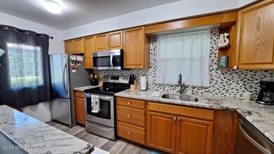 5600 N Banana River Blvd in Cocoa Beach, FL - Foto de edificio - Building Photo