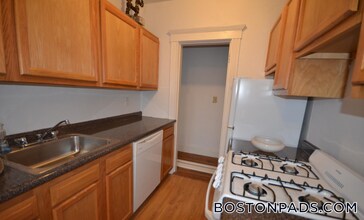 231 Park Dr in Boston, MA - Building Photo - Building Photo