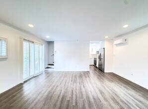 1814 Newfield Ave in Stamford, CT - Building Photo - Building Photo