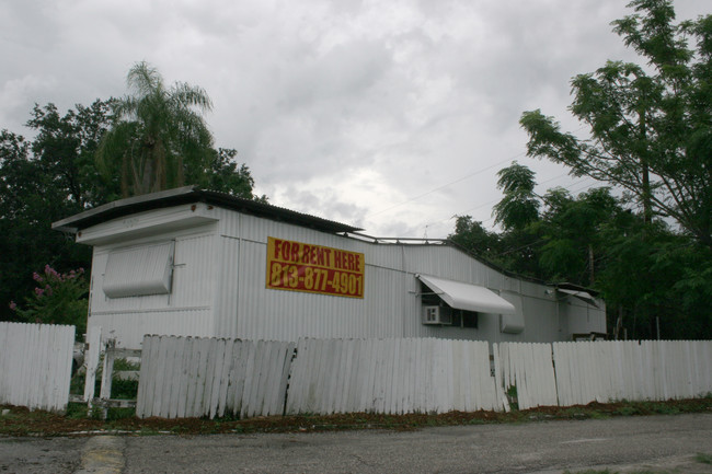 3101 W Hillsborough Ave in Tampa, FL - Building Photo - Building Photo