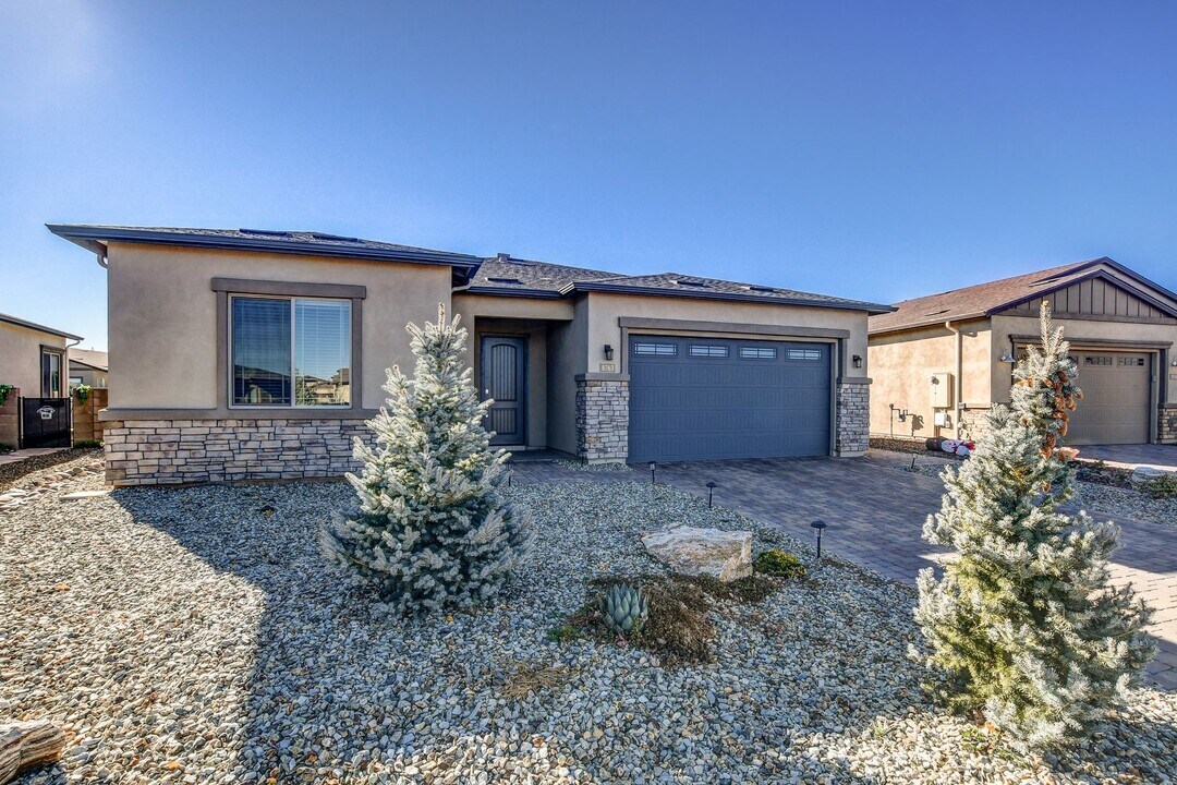 8763 N Peaceful Vly Wy in Prescott Valley, AZ - Building Photo