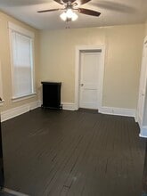 34 S Adams St, Unit 1 in Akron, OH - Foto de edificio - Building Photo