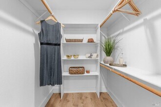 101 Merrill St in Geyserville, CA - Building Photo - Building Photo