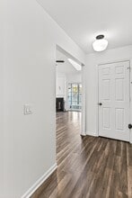 120 Prosperity Ave SE, Unit E in Leesburg, VA - Building Photo - Building Photo