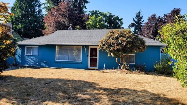 property at 822 NE 189th St