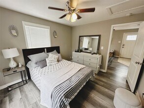 5605 Robertson St in Houston, TX - Building Photo - Building Photo