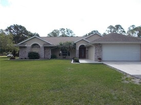 6960 Malton St in North Port, FL - Building Photo