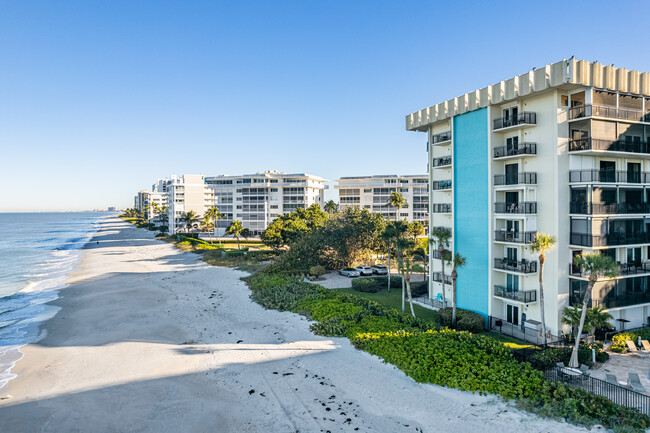 Imperial Club in Naples, FL - Building Photo - Building Photo