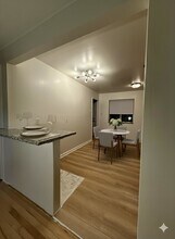 3807 Rochester Rd, Unit 3807 in Royal Oak, MI - Foto de edificio - Building Photo