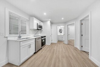 92 Willow St in Cambridge, MA - Building Photo - Building Photo