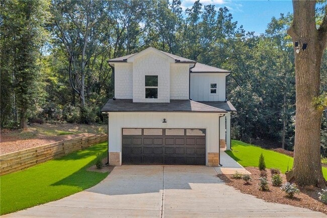 155 Carey St in Royston, GA - Building Photo - Building Photo