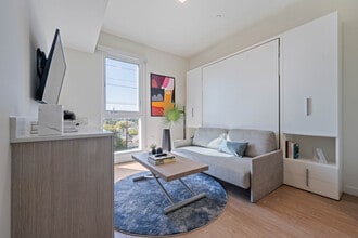 5875 Interceptor St in Los Angeles, CA - Building Photo - Building Photo