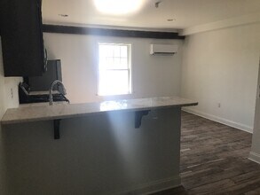 2282 New Holland Pike in Lancaster, PA - Foto de edificio - Building Photo