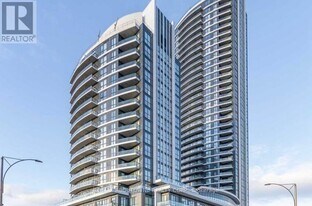 35 Watergarden Dr in Mississauga, ON - Building Photo