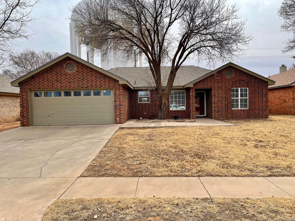 5905 73rd St in Lubbock, TX - Building Photo