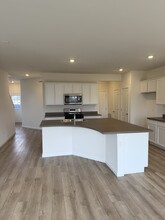 2253 Horseshoe Cir in Naperville, IL - Building Photo - Building Photo